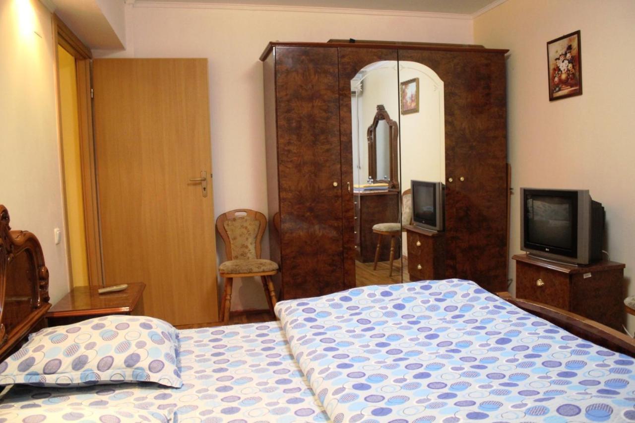 Vitan Modern Apartment, Sleeps 4 Bucarest Exterior foto