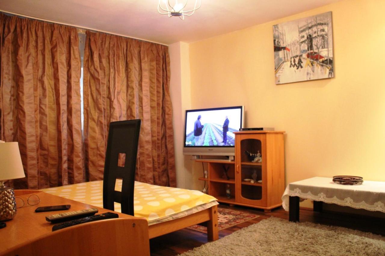 Vitan Modern Apartment, Sleeps 4 Bucarest Exterior foto